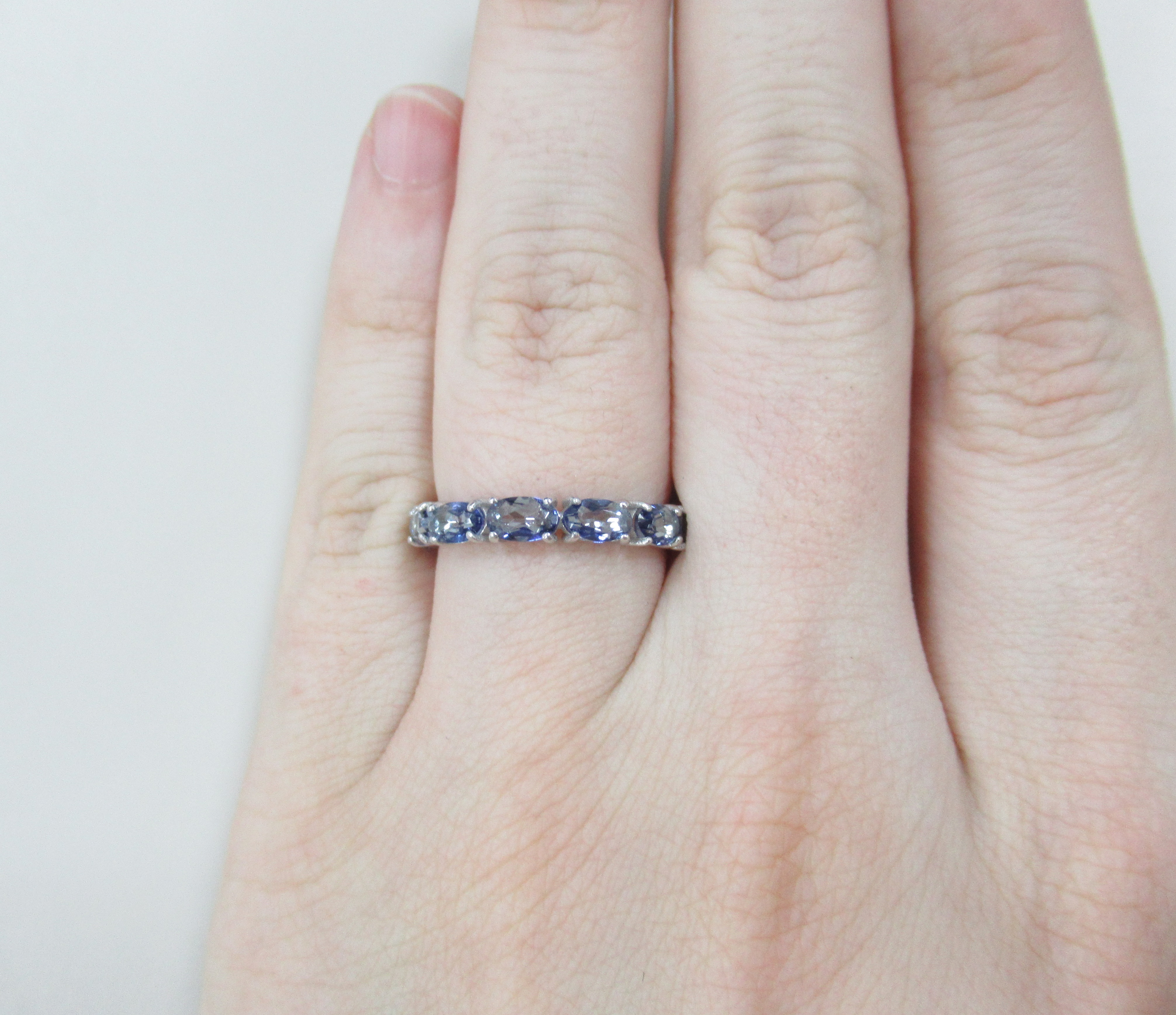 Серебряное кольцо с синим горным хрусталем